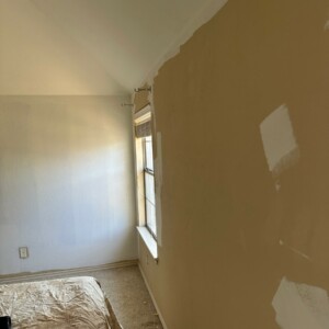Lightened Master Retreat Repaint– Moore, OK